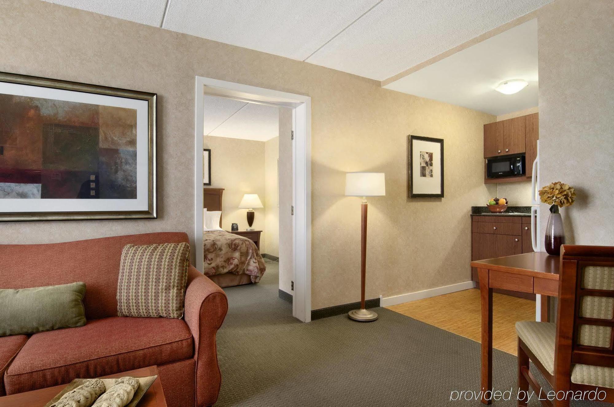 Homewood Suites By Hilton Chicago-Линкольншир Экстерьер фото